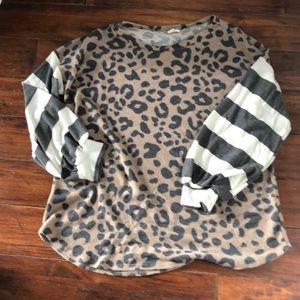 Leopard & stripe long sleeve top